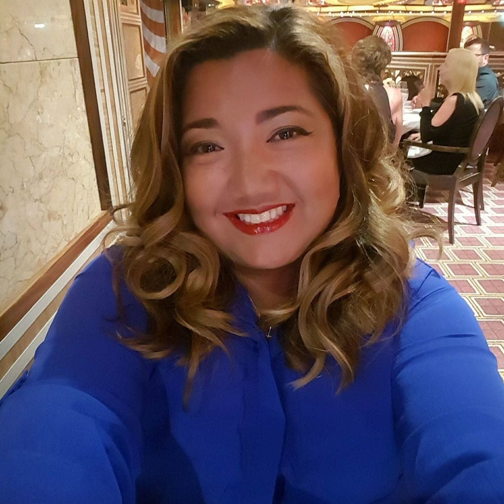 Meet your Posher, Crystal